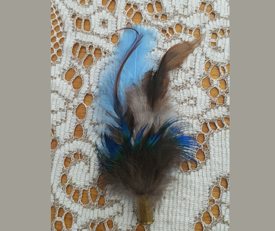 Feather Hat Pin- 101I The Country Estate